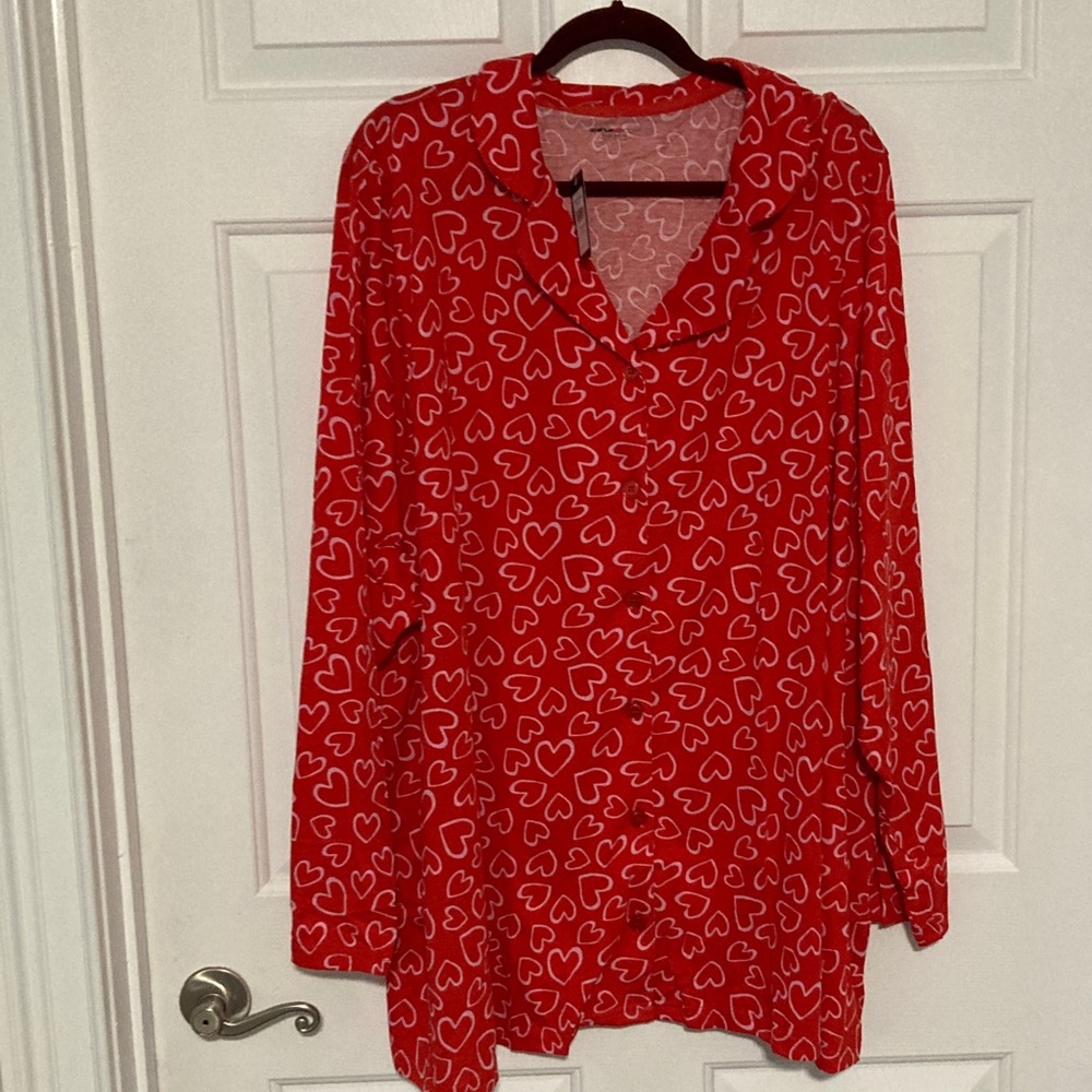 Red Heart Print Women's Pajama Top